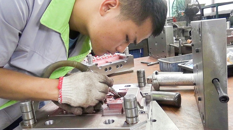 模具注塑制造廠(chǎng)1